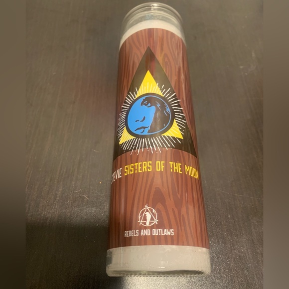 REBELS AND OUTLAWS SISTERS OF THE MOON CANDLE - Picture 5 of 5
